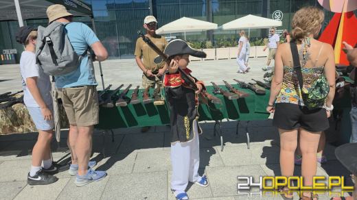 Święto Wojska Polskiego w Opolu. Uroczysty apel i wojskowy piknik
