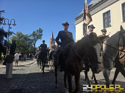 Święto Wojska Polskiego w Opolu. Uroczysty apel i wojskowy piknik