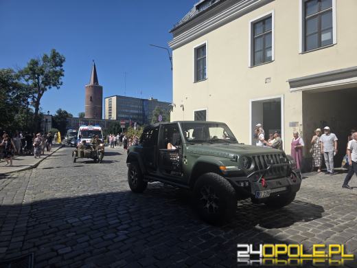 Święto Wojska Polskiego w Opolu. Uroczysty apel i wojskowy piknik