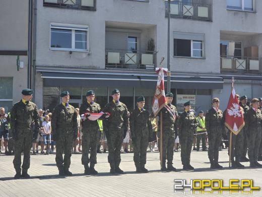 Święto Wojska Polskiego w Opolu. Uroczysty apel i wojskowy piknik