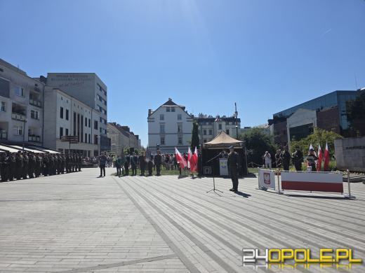 Święto Wojska Polskiego w Opolu. Uroczysty apel i wojskowy piknik