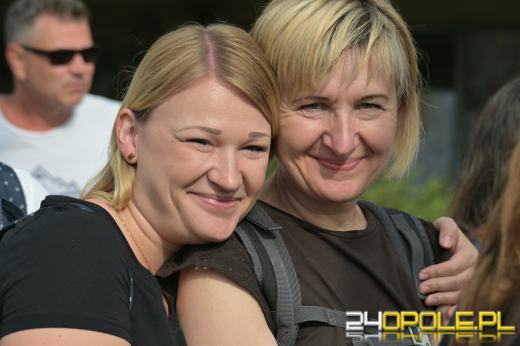 "Siódmy raz na pielgrzymim szlaku". Z Opola ruszyli w stronę Jasnej Góry