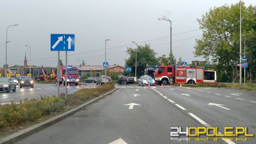 Zderzenie dwóch pojazdów na Armii Krajowej. Jedna osoba poszkodowana