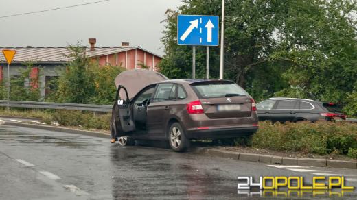 Zderzenie dwóch pojazdów na Armii Krajowej. Jedna osoba poszkodowana