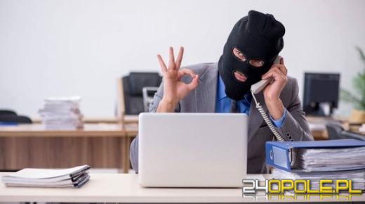 Jeden telefon kosztował go 85 tysięcy złotych - młody mężczyzna padł ofiarą oszustów