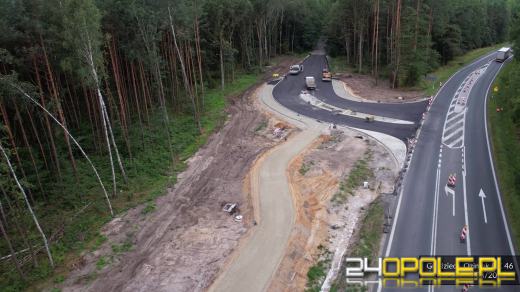 Finisz prac na ścieżce pieszo-rowerowej z Ozimka do Grodźca