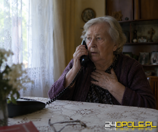 82-latka przekazała pieniądze, bo uwierzyła w wypadek syna