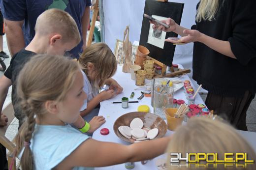 Rowerzyści przejechali przez Opole. Na placu Kopernika trwa Święto Lata GALERIA