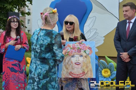 Maryla Rodowicz zostaje w Opolu. Wszystko za sprawą muralu WIDEO
