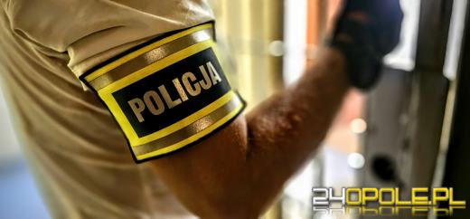 "Daję dwie paki". Kierowca chciał uniknąć punktów, skończył w kajdankach