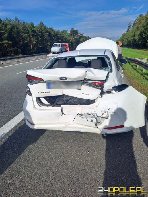Niespokojny poranek na opolskiej A4. Dwa zdarzenia w kierunku Wrocławia