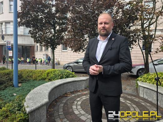 Poseł KO o pieniądzach dla fundacji. Wskazał na Ociepę i Kukiza