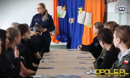 Policjanci z różnych stron świata na jednej lekcji w Prószkowie