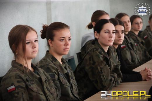 Policjanci z różnych stron świata na jednej lekcji w Prószkowie