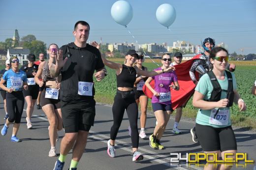Ponad 21 kilometrów ulicami Opola. Półmaraton przyciągnął biegaczy i kibiców