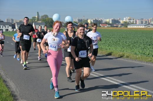 Ponad 21 kilometrów ulicami Opola. Półmaraton przyciągnął biegaczy i kibiców