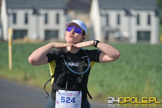 Ponad 21 kilometrów ulicami Opola. Półmaraton przyciągnął biegaczy i kibiców