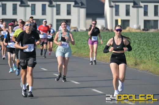 Ponad 21 kilometrów ulicami Opola. Półmaraton przyciągnął biegaczy i kibiców