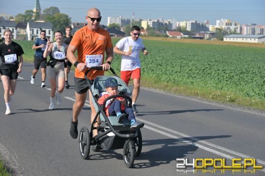 Ponad 21 kilometrów ulicami Opola. Półmaraton przyciągnął biegaczy i kibiców