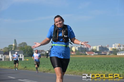Ponad 21 kilometrów ulicami Opola. Półmaraton przyciągnął biegaczy i kibiców