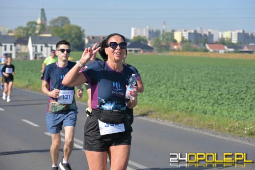 Ponad 21 kilometrów ulicami Opola. Półmaraton przyciągnął biegaczy i kibiców