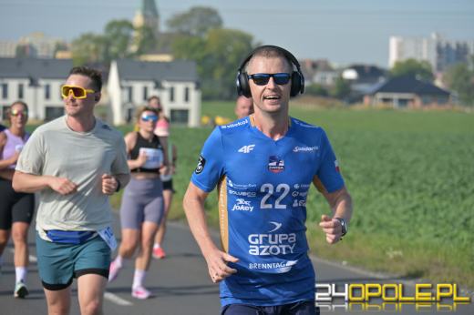 Ponad 21 kilometrów ulicami Opola. Półmaraton przyciągnął biegaczy i kibiców