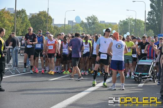 Ponad 21 kilometrów ulicami Opola. Półmaraton przyciągnął biegaczy i kibiców
