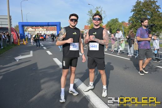 Ponad 21 kilometrów ulicami Opola. Półmaraton przyciągnął biegaczy i kibiców