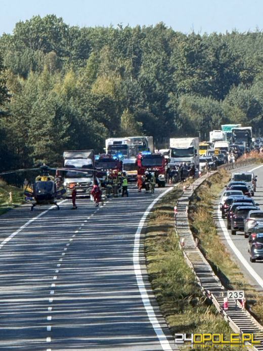 Wypadek na A4 pod Opolem. Kierowca ciężarówki pod wpływem alkoholu