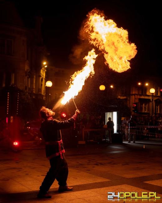 Rycerze, jesienne smaki i fireshow. Jarmark Świętego Michała w Opolu