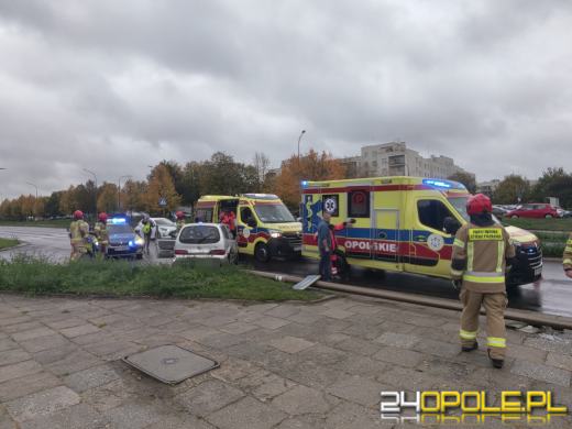 Wypadek na ulicy Witosa. Dwie osoby trafiły do szpitala
