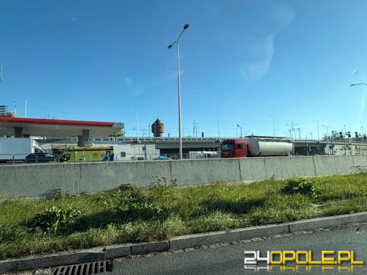 Kierowca ciężarówki potrącił rowerzystkę w Opolu. 43-latka trafiła do szpitala