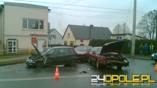 Zderzenie trzech samochodów 