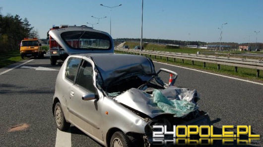Wjechała pod ciężarówkę