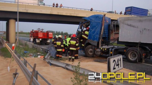 Ciężarówka zablokowała A4