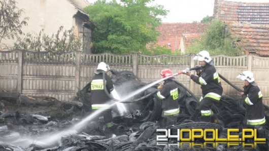 Pożar opon w Buszycach
