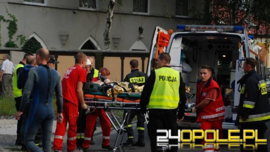 Strażacy uratowali topiącą się kobietę 