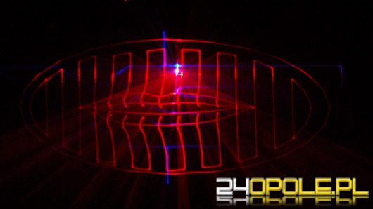 Konkurs: Laser Show w DiscoplexieA4