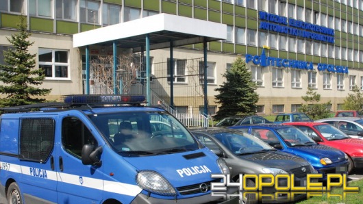 Student dźgnął nożem wykładowcę