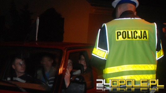 Nocne kontrole pod dyskotekami