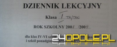 Dopisywali oceny, staną przed sądem