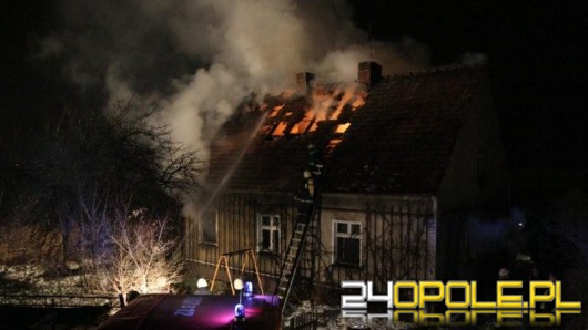 Pożar opuszczonego domu w Dąbrowie