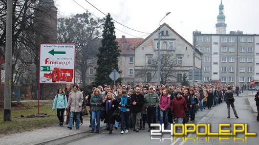 Biały marsz ulicami Grodkowa
