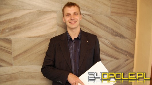 Drosik: PiS chce przykuć uwagę mediów
