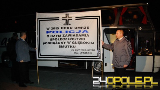 Opolscy policjanci manifestują w stolicy