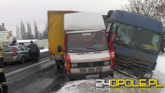 Zderzenie mercedesów w Źlinicach