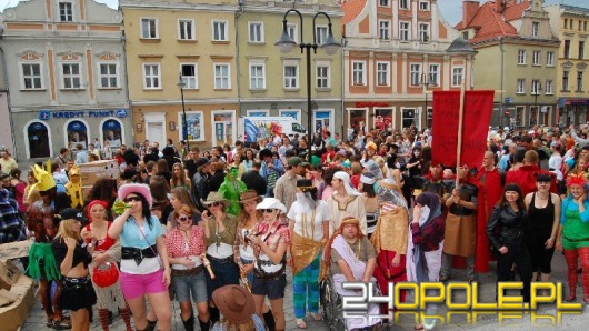 Niepewny budżet Piastonaliów