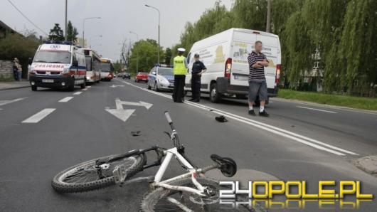 14-letni rowerzysta wjechał pod koła
