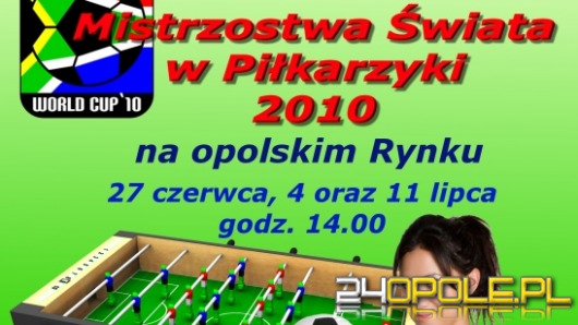 Turniej piłkarzyków na Rynku