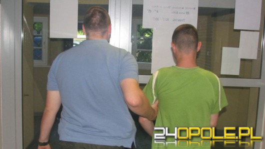 Dwaj włamywacze zatrzymani przez policję